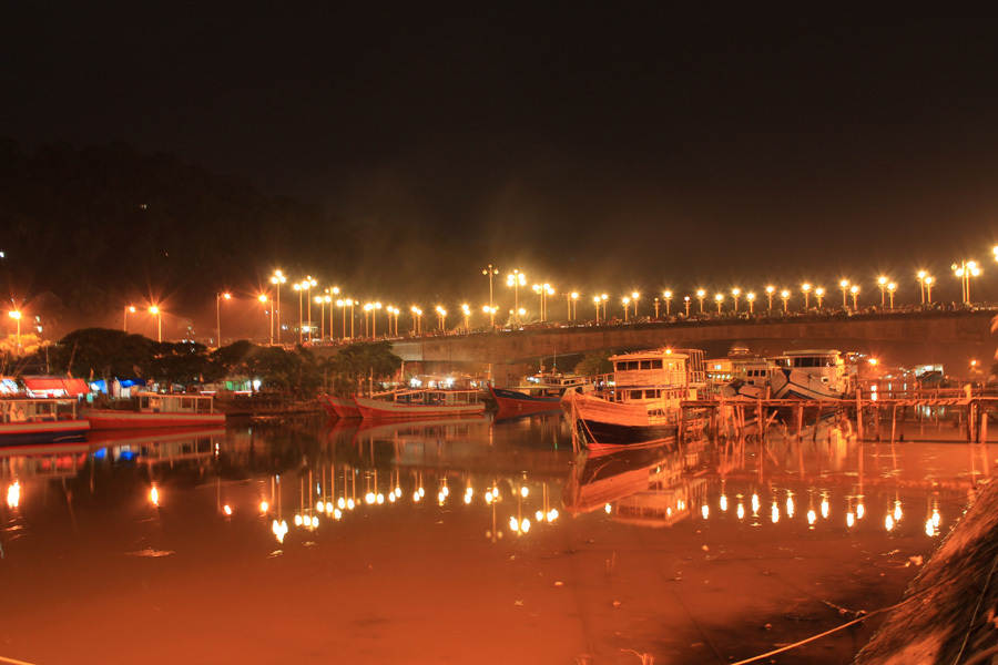 Lokasi gelaran Padang Indian Ocean Music Festival (PIOMFest) 2017 di Jembatan Siti Nurbaya, Kota padang pada 8 hingga 10 Desember 2017