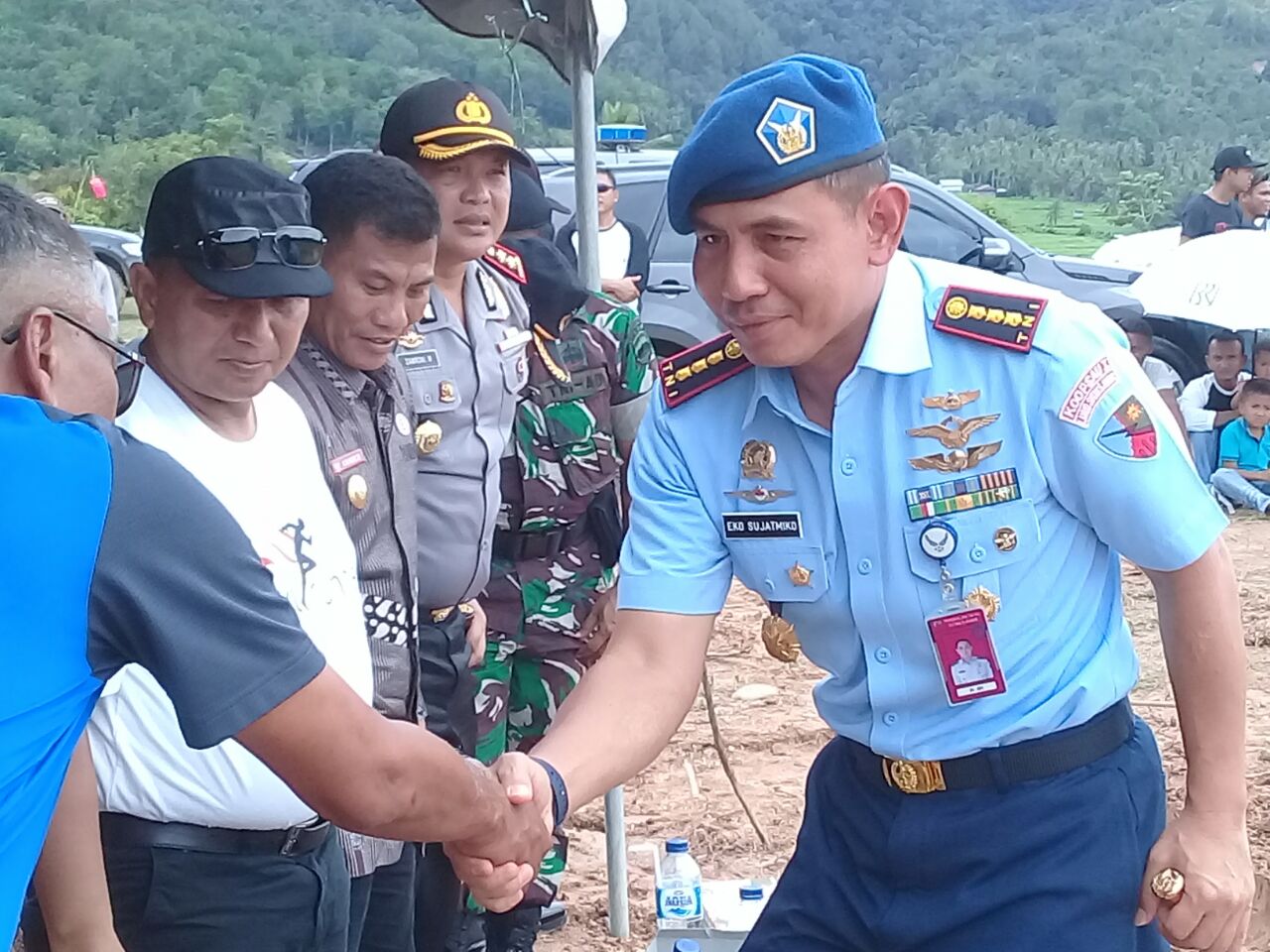 Danlanud Sutan Sjahrir Kolonel PnB Eko Sujatmiko usai menyampaikan amanat Kejurnas Gantole Seri 3.