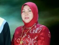 Mengenal Sosok Destinawati, Calon Wali Nagari Batu Kalang Utara Pariaman