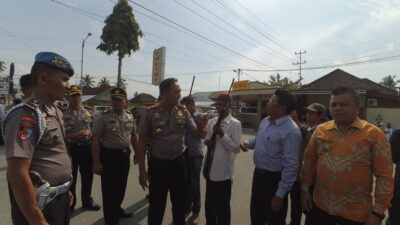 Masyarakat Serahkan Senpi Rakitan ke Polres Solok Kota