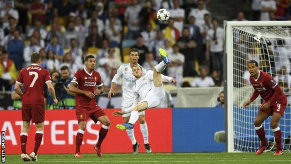 Bale adalah pemain pertama yang mencetak dua gol di final Liga Champions sebagai pemain pengganti