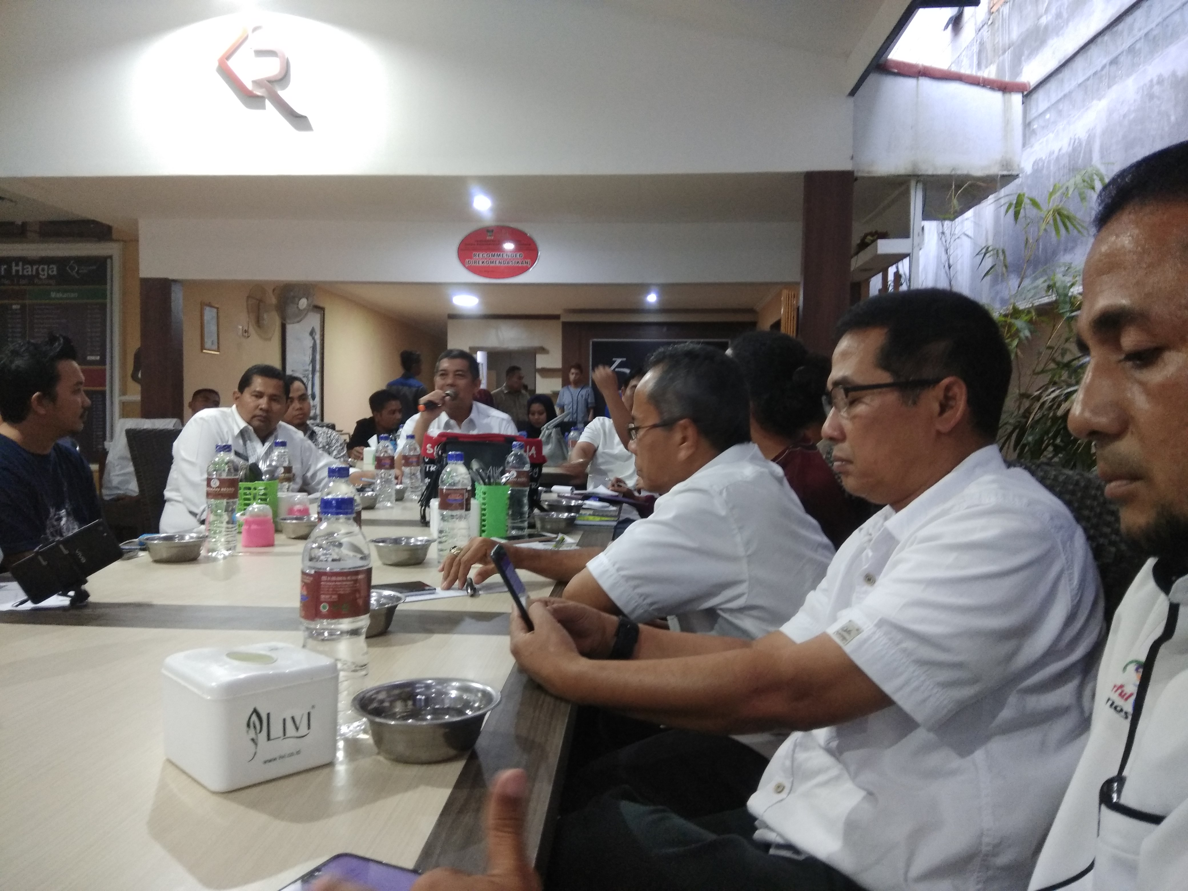 Kadis Pariwisata Sumbar, Oni Zulvian memberikan paparan. Foto : Hijrah Adi Sukrial