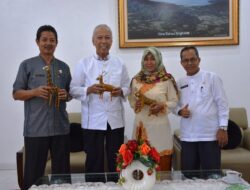 Bupati Irdinansyah Dukung Jerami Handycraft