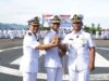 Danlantamal II Laksamana Pertama TNI Agus Sulaeman salam komando bersama Kolonel Laut (P) Heri Prihartanto dan Letkol laut (P) Dian Poernomo Sidhi, M.Tr. Hanla saat agenda sertijab di Mako Lantamal II, Bukit peti-peti, Teluk Bayur, Jumat (29/6/2018).