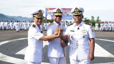 Danlantamal II Laksma TNI Agus Sulaeman Pimpin Sertijab Danlanal Nias