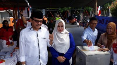 Desri Ayunda Mencoblos di TPS 6 dan Optimis