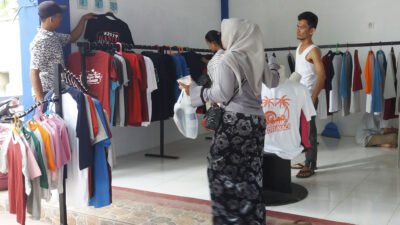 Yes, Baju Pulau Angso Lagi Trend di Pariaman