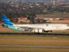 Pesawat Garuda Indonesia jenis Airbus A330-300. Foto : Wikimedia
