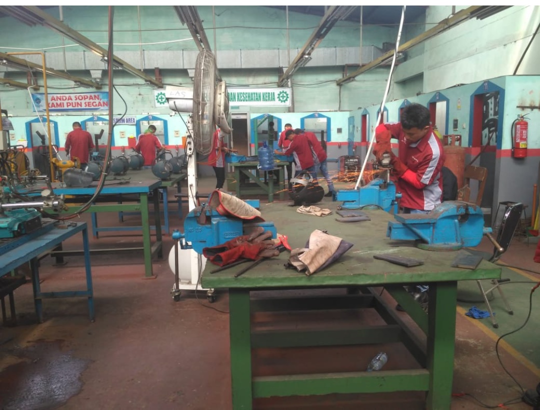 Suasana pelatihan di BLK Padang