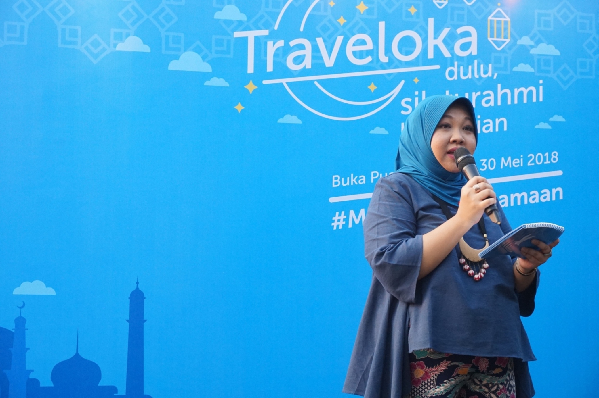 Public Relations Director Traveloka, Sufintri Rahayu