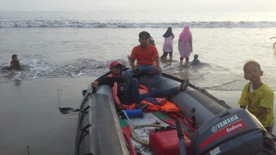 Penjaga Pantai Padang, Ini Komentar Pengunjung