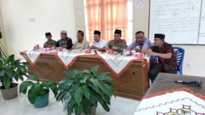 Agam Dapil IV  melakukan reses ke Kecamatan Baso, Sumatera Barat (Sumbar), di Aula Kantor Camat, Jum'at (6/7/2018).