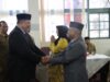 Walikota Solok Zul Elfian melantik Administrator dilingkungan Pemerintah Kota Solok bertempat di Aula Kantor Badan Kepegawaian dan Pengembangan Sumber Daya Manusia Kota Solok, Senin (30/7/2018).