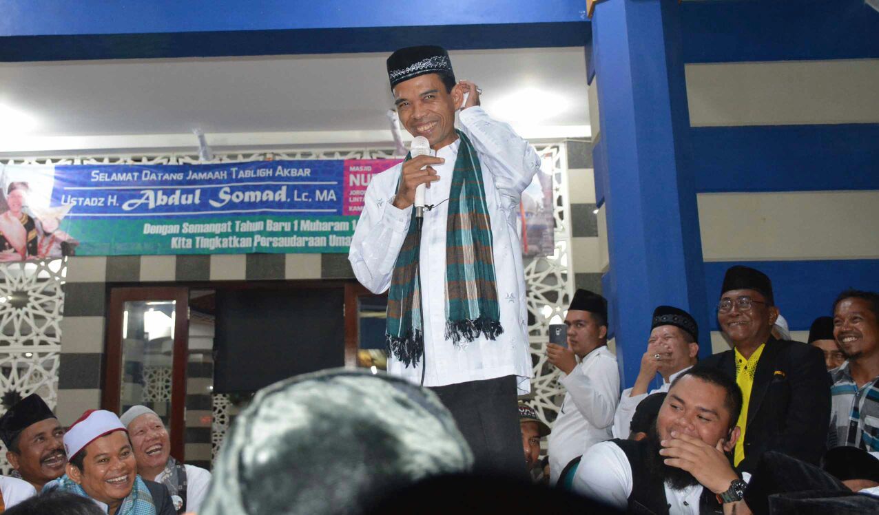 Ustaz Abdul Somad Lc. Ma (UAS) saat memberikan tausiah di Masjid Nurussalam, Jorong Seroja, Lubuak Jantan, Lintau Buo Utara, Tanah Datar, Sumbar