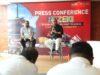(ki-ka): Vice President Sales and Marketing Area Sumatera – Erwin Tanjung dan General Manager Marketing and Sales Management Sumatera – Jackson Sihombing saat press conference “Program Rejeki Isi Ulang 2018” di Gedung Graha Merah Putih Telkomsel Medan.