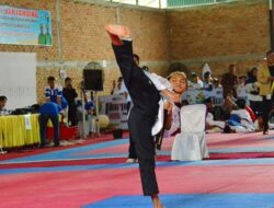 Taekwondo Padang Tambah Medali Emas di Porprov XV