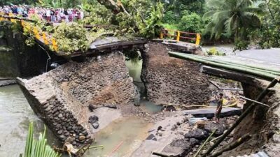 Gubenur Upayakan Dalam 5 Hari Akses Jalan Padang-Bukittinggi Bisa Dilalui