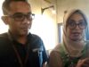 Kepala Bidang Penjaminan Manfaat Rujukan BPJS Kesehatan Sumbar Delila Melati didampingi Kepala Bidang SDMUKP, Prayudi Ananda Septian di Rimbun Coffe, Padang, Kamis 24 Januari 2019. Foto : Putri Caprita