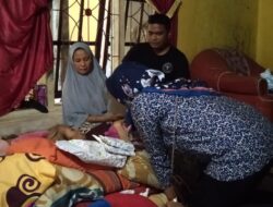 Alumi SMA 4 Pariaman Angkatan 2008 Jenguk Intan Kirana