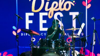 ‘IP Band’ Ramaikan Diplofest ke-4 Padang, Generasi Milenial Sumbar Termotivasi