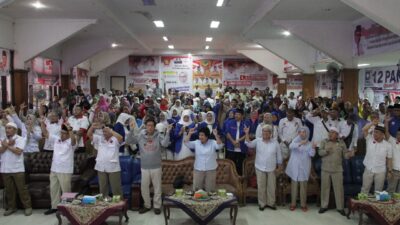 Edriana dan Prabowo Harum di Padang Panjang