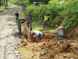 Satgas TMMD Kodim 0308/Pariaman Pasang Gorong-gorong