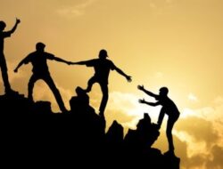 Terjatuh Di Puncak Merapi, Pendaki Asal Pekanbaru Alami Retak Tulang