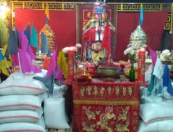 Ritual “Bakar Setan” Di Kota Padang