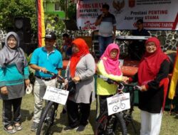 Sambut HUT ke-74 RI di Baso Bertabur Hadiah