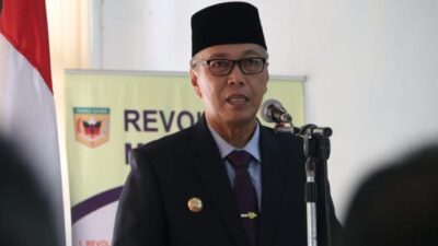 Bupati Tanah Datar Himbau Masyarakat Kurangi Aktivitas Diluar