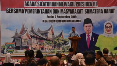 Kunjungan ke Padang, Wapres Ajak Masyarakat Jaga Persatuan