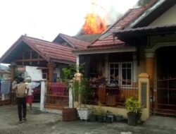 Kakek 74 Tahun Tewas dalam Kebakaran di Parak Laweh