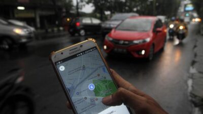 Melihat Peran Taksi Online dalam Pertumbuhan Ekonomi di Daerah
