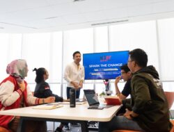 Dorong Generasi Muda Lewat The NextDev Summit