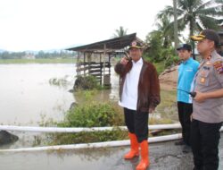 Bupati Solok Tinjau langsung Korban Banjir
