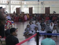 25 Orang Santri Madrasah Diniyah Takmiliyah Awaliyah (MDTA) Khatam Alquran