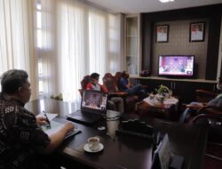 Terkait Akan Diberlakukannya PSBB, Wako Ikuti Vicon Dengan Gubernur Prov. Sumbar