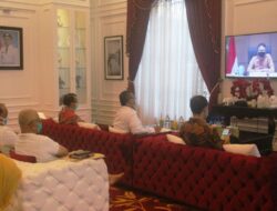 Pemkab Solok Koordinasi Dengan Pemprov Melalui Video Conference Terkait Penanganan Covid-19