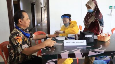 Wawako Reinier Donor Darah Dalam Baksos Kodim 0309 Solok