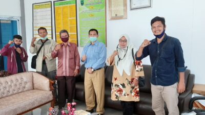 Sispala dan Alumni Bantu Siapkan SMA 2 Padang Menuju New Normal