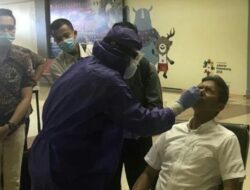 Balik Dari Zona Merah, Irwan Prayitno Tes Swab