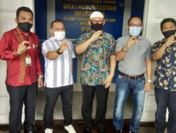 Kadis Kominfo Terima Tim Visitasi KI Sumbar Terkait Regulasi Pelayanan