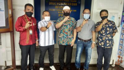 Kadis Kominfo Terima Tim Visitasi KI Sumbar Terkait Regulasi Pelayanan