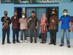 Tim Visitasi Tekankan SMK 3 Pariaman Raih Prediket Informatif