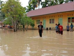 Air Sungai Meluap, Ratusan Rumah Terendam Banjir