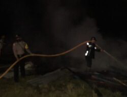 Salah Satu Kafe Jalan Lintas Sumatera Dharmasraya Hangus Dilalap Api