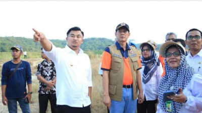 Ribuan Bantuan Rapid Tes Antigen Diterima Bupati Dharmasraya