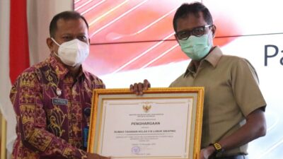 Pemprov Sumbar dan Sebelas Kab/Kota Terima Penghargaan HAM