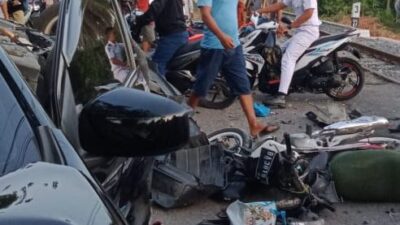 Kecelakaan Beruntun Terjadi di Simpang SMAN 7 Padang