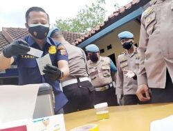 Urine Seluruh Anggota Polisi Akan Diperiksa Divisi Propam Polri